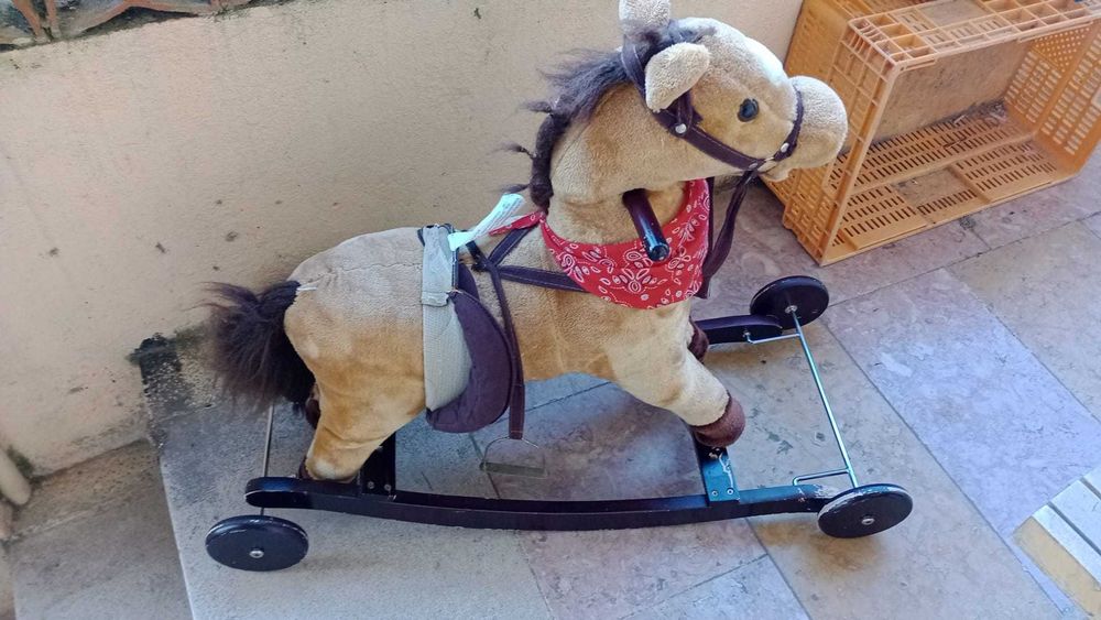 Cavalo de balanço