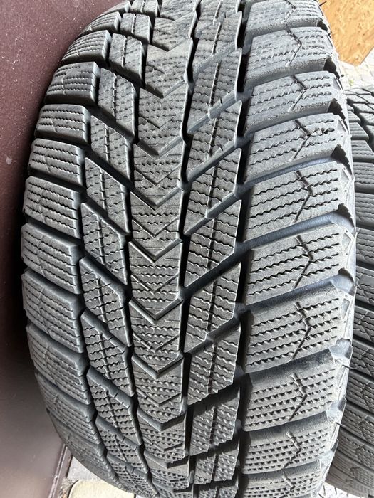 Зимові шини Nexen 205/55R16 - 2023 року + диски та ковпаки