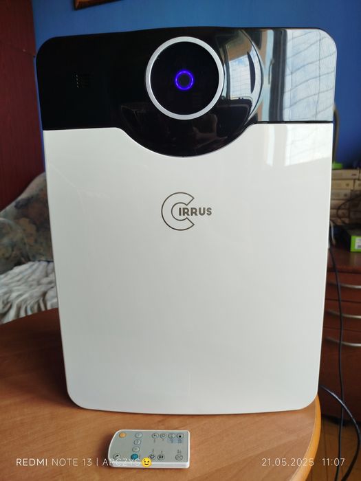 Oczyszcza z powietrza Cirrus.