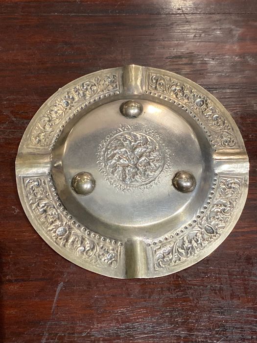 Cinzeiro Prata Persa Contrastada 750    12,5 cm