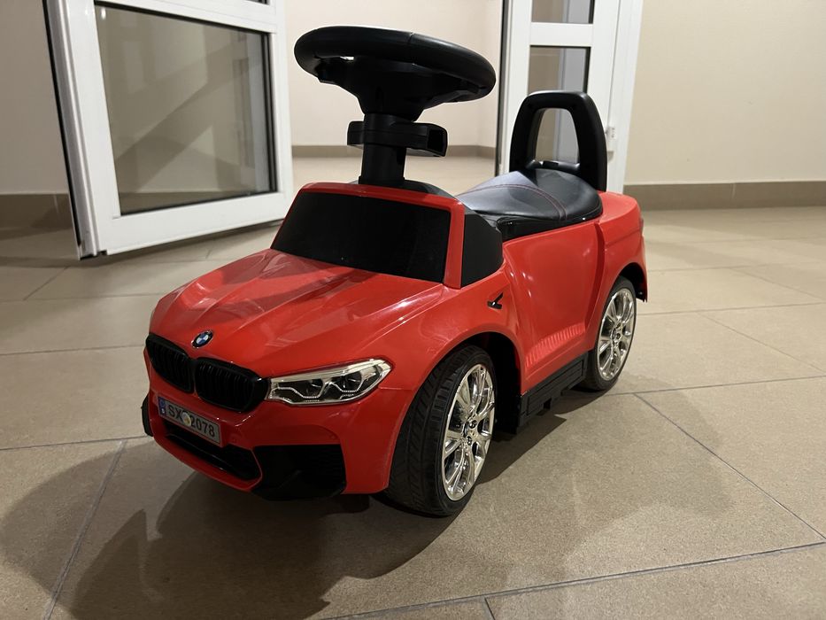 Толокар BMW машинка