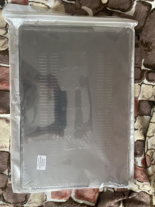Захисний  чохол для ноутбука  Apple MacBook Pro 16