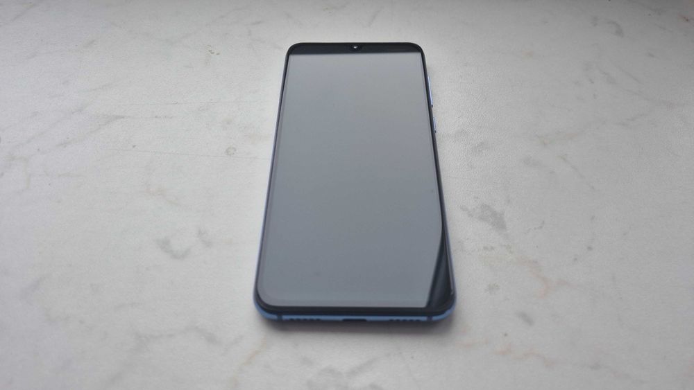Telefon Xiaomi Mi9 SE 6/64gb ocean blue + akcesoria