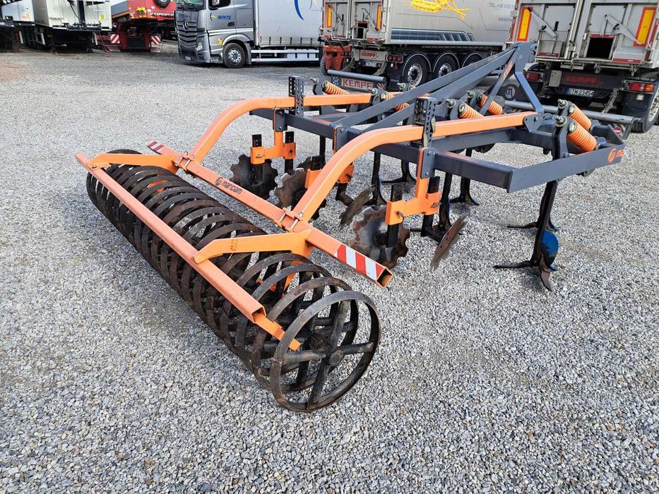 Kultywator dłutowy (gruber) KUS 3,0 S MANDAM