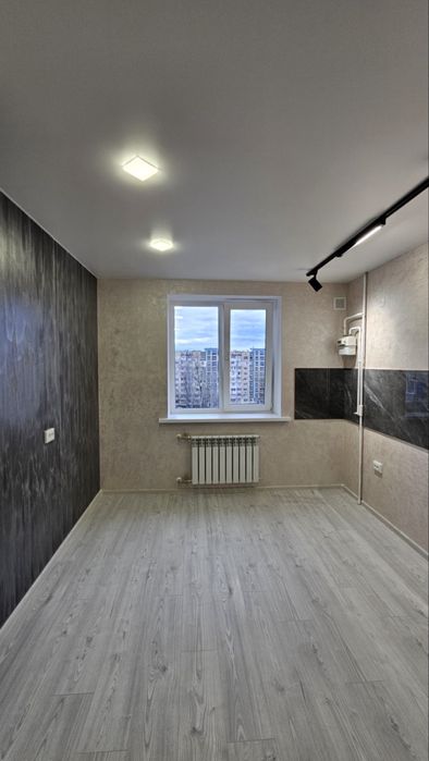 Продам 3 комнатную квартиру с ремонтом I