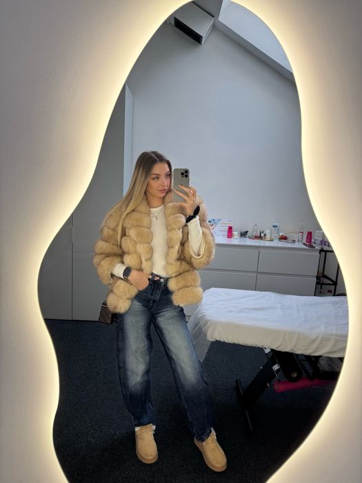 Шубка з песця. Автоледі