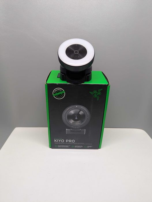 Веб-камера Razer Kiyo Pro Black Full HD