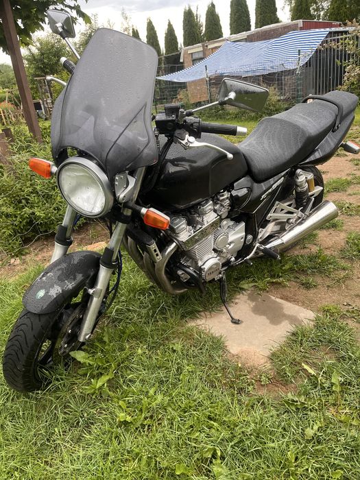 Yamaha XJR 1300 Naked