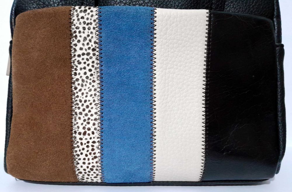 Black Small Bag with Various Hand/Shoulder Strap Patterns by Parfois64739168844161121