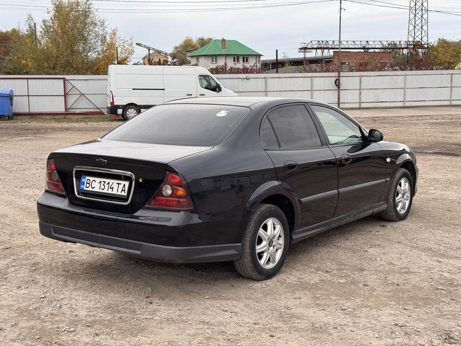продам Chevrolet Evanda 2005