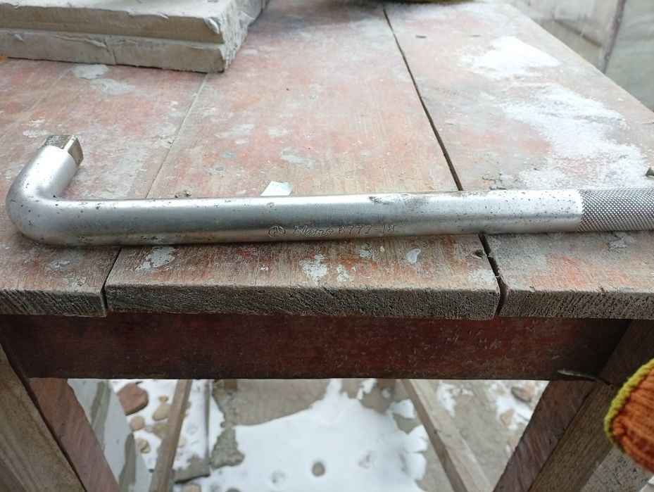 Трещітка і вороток з головками