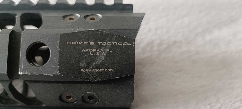 Handguard "ris" Spike's tactical para airsoft