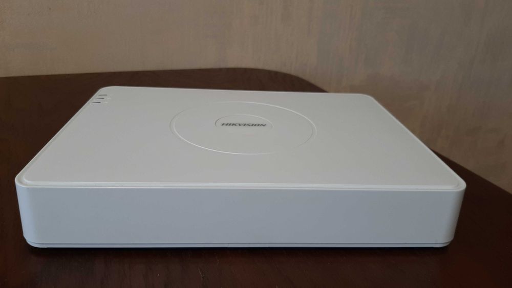 Turbo HD видеорегистратор DS-7116HQHI-K1