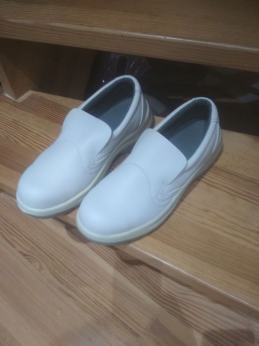 Продам рабочую обувь
