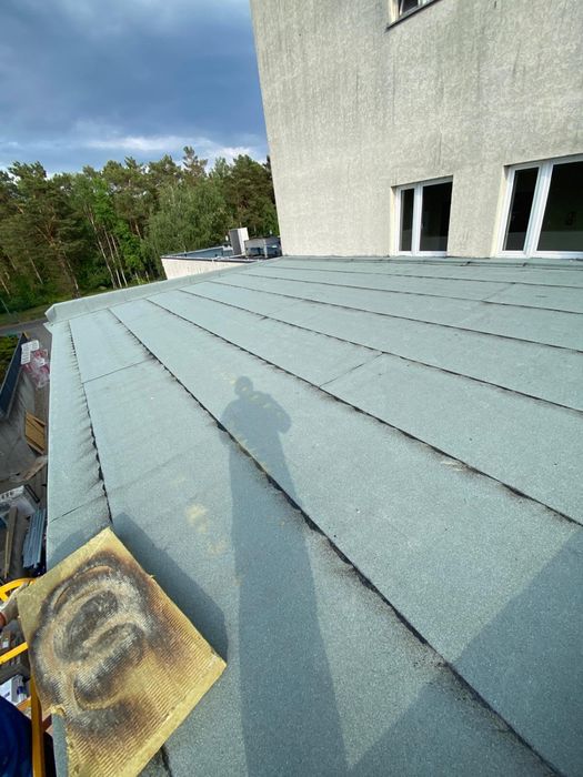 Dachy płaskie , usługi dekarskie , montaż papy termozgrzewalnej