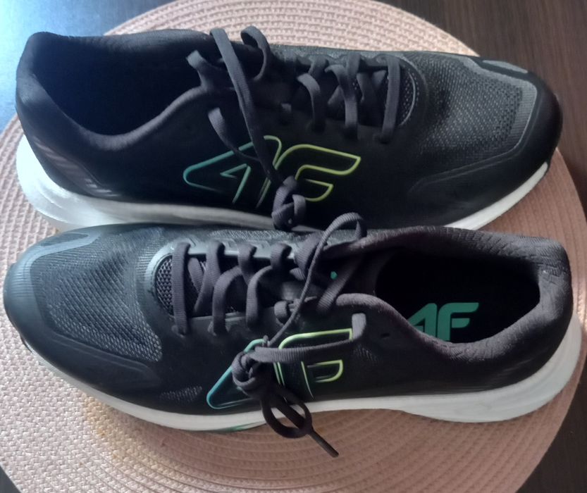 Buty 4F Nowe Nr43