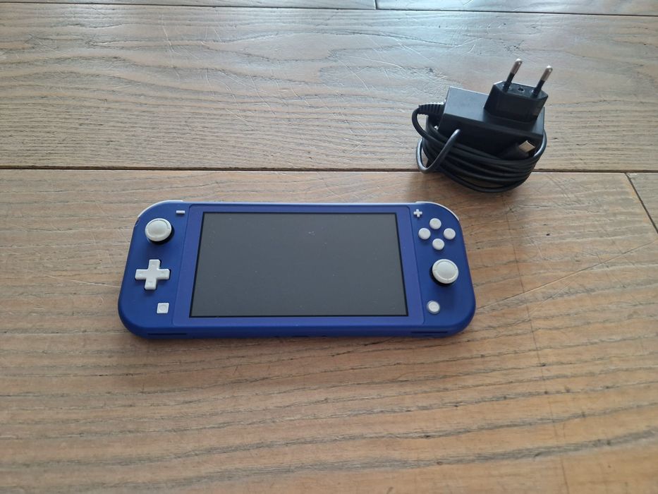 Nintendo Switch lite azul +carregador original
