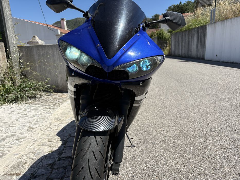 Yamaha R6 2003.