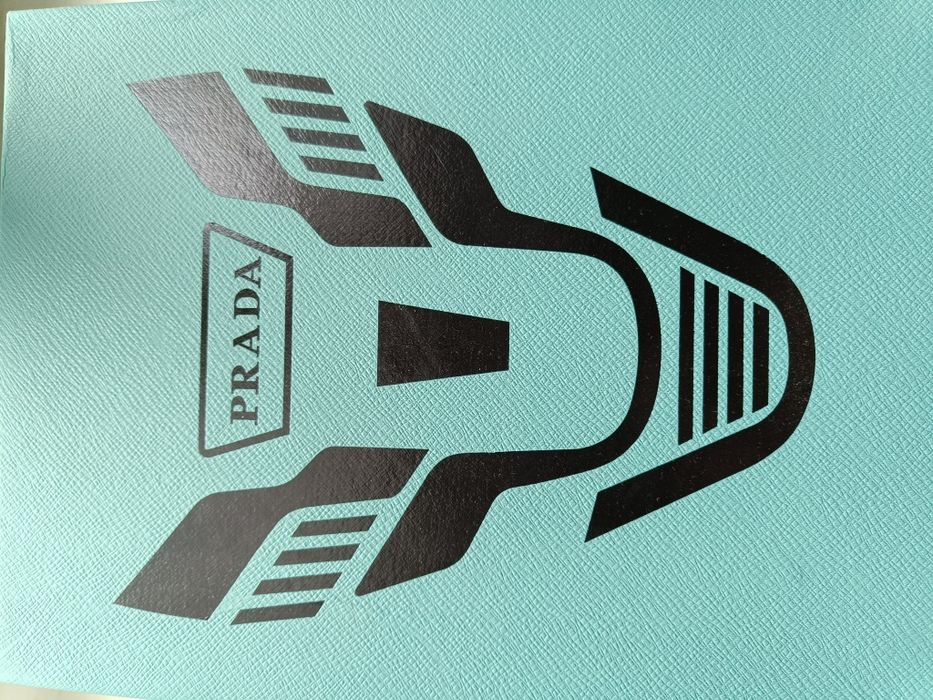 Кросівки Prada ( розмір 38 )