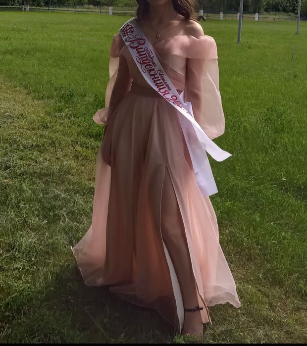 Ніжна Випускна сукня