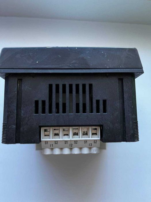 DIRIS A-20
Многофункциональное устройство измерения