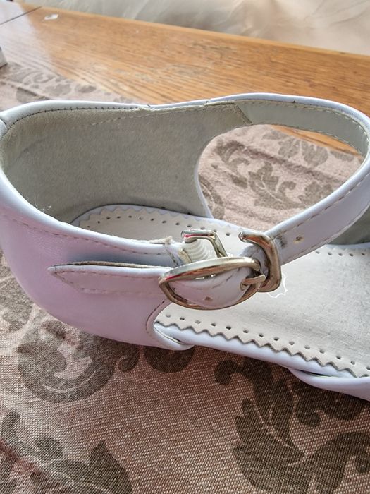 Buty komunijne białe