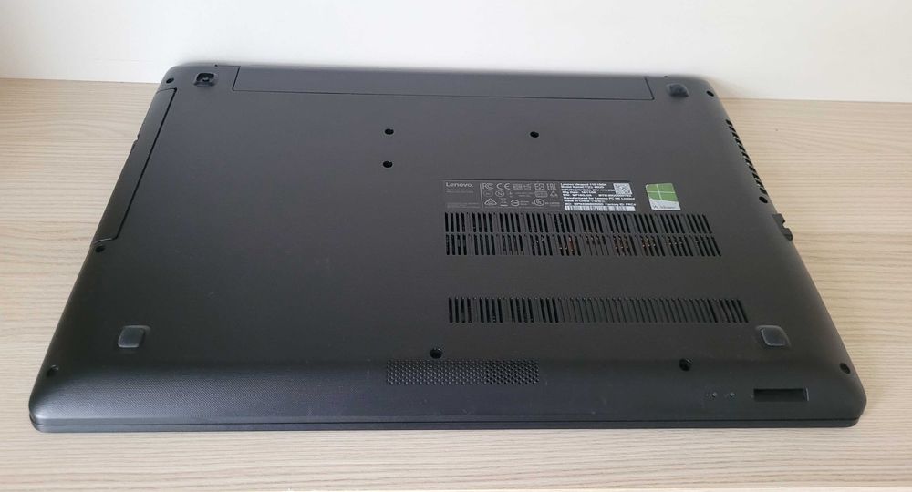 Laptop Lenovo IdeaPad 110 - Intel i5/8GB RAM/240GB SSD/DO PRACY NAUKI