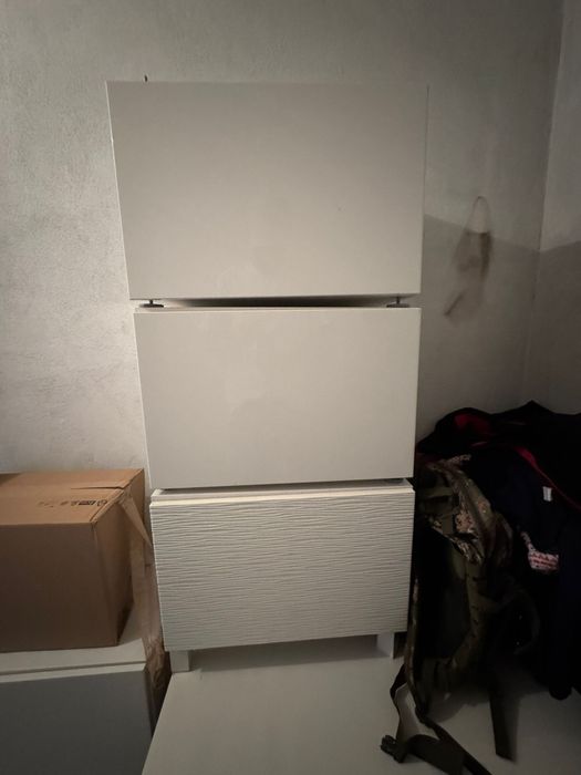 Cubos e mesa de centro