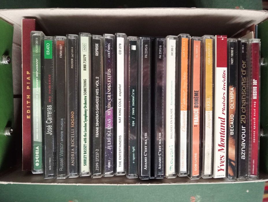 Coleção de CDs variados