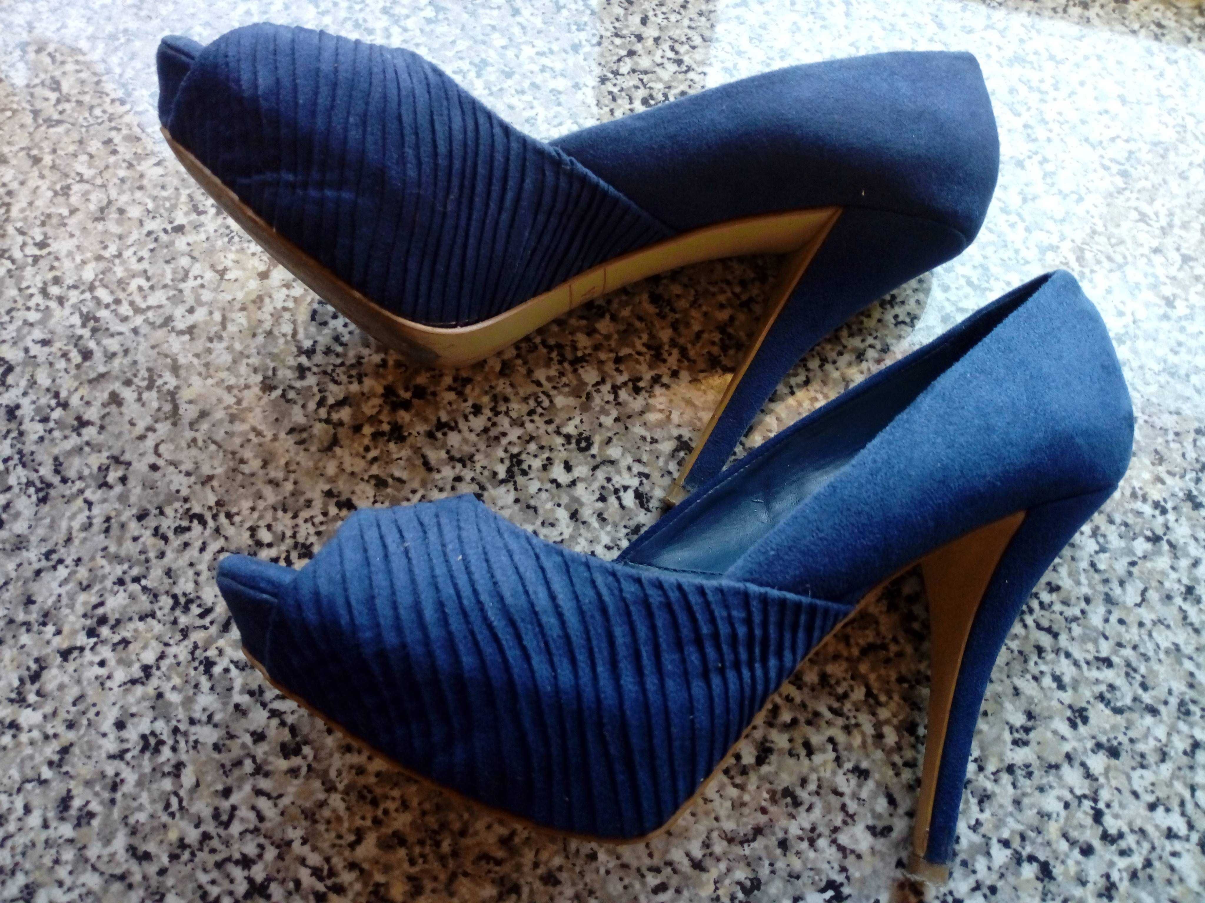 Sapatos salto alto best sale zara