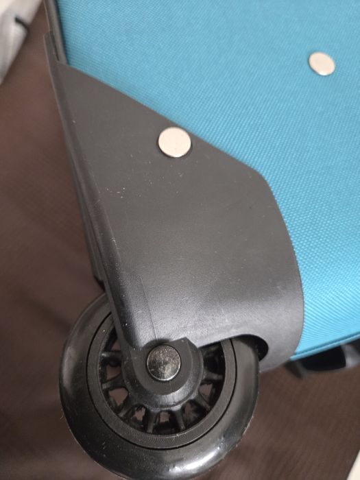 Mala troley pequena (nunca usada)