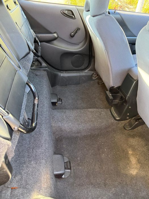 Honda Jazz (citadino barato)