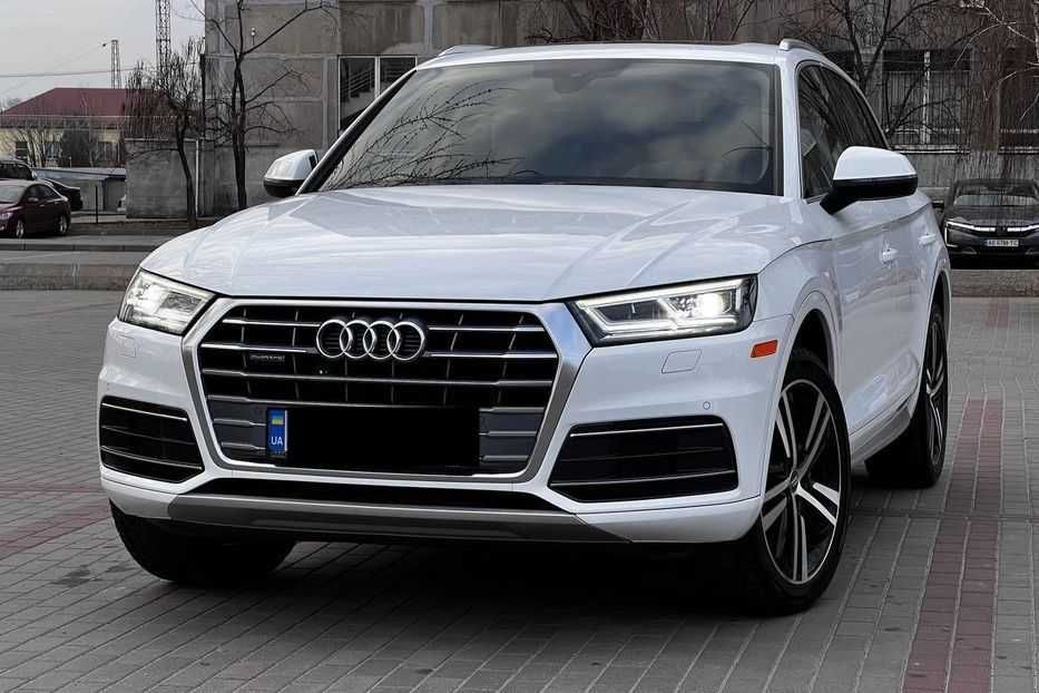 Продам Audi Q5 2018 года