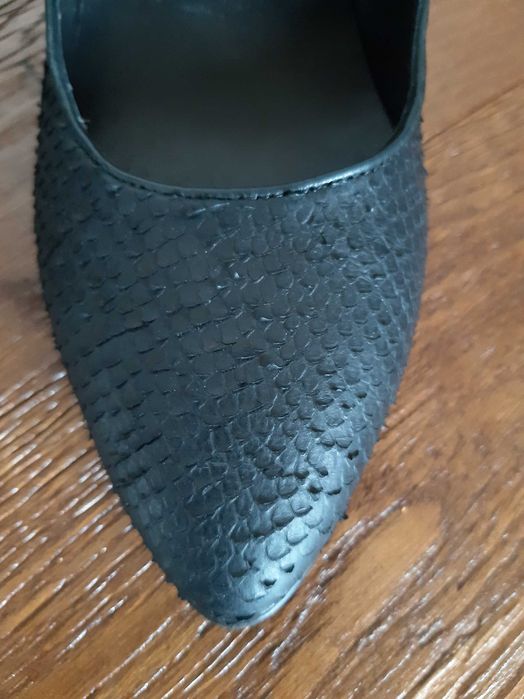 Czółenka Ecco, nowe