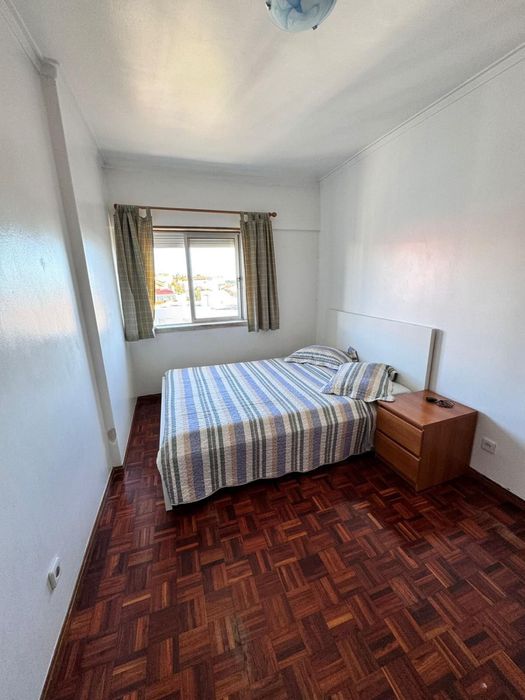 Quarto Disponivel para entrada imediata em Queluz belas