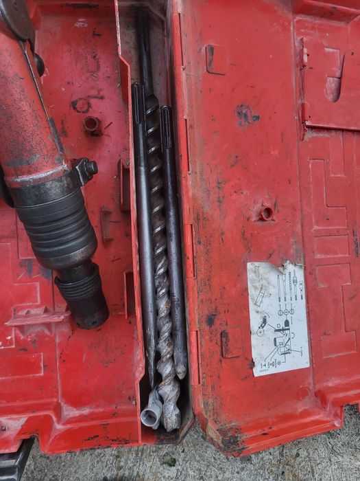 Перфоратор, дрель Hilti