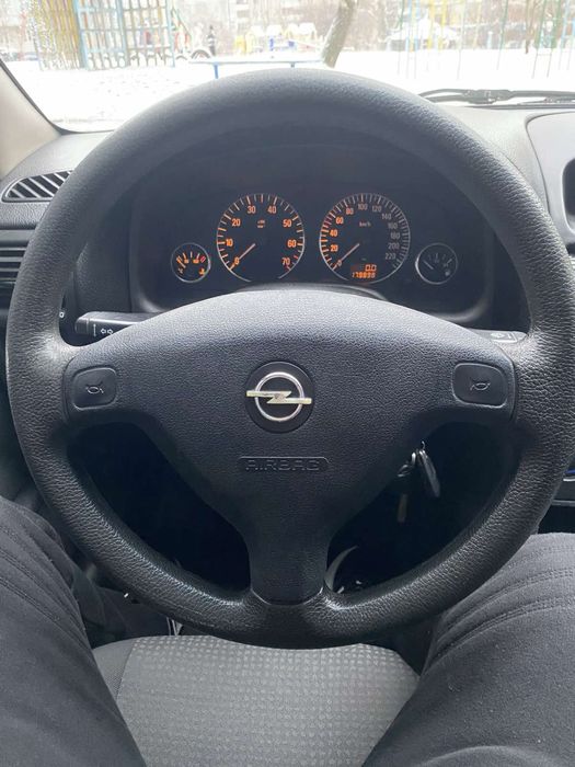 Opel  Astra Avangarde