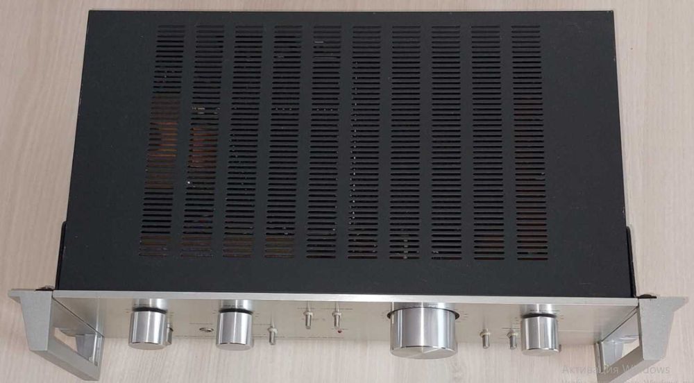 підсилювач Akai AM-2250