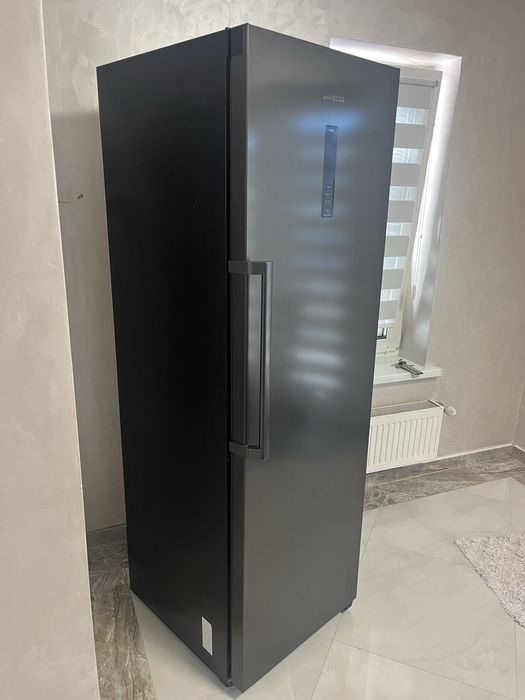 Холодильник Samsung