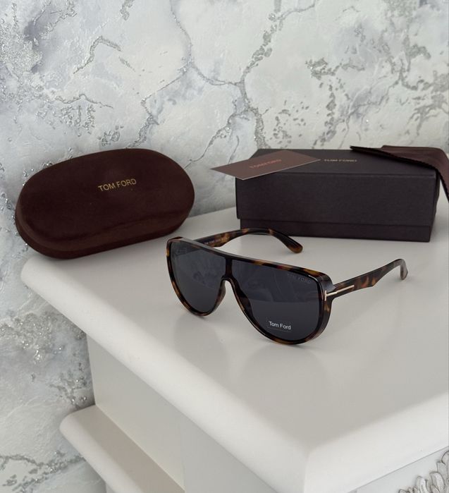 キーボード Mubai Ford-02 Tom Ford - Голубые джогеры с нашивкой логотипа