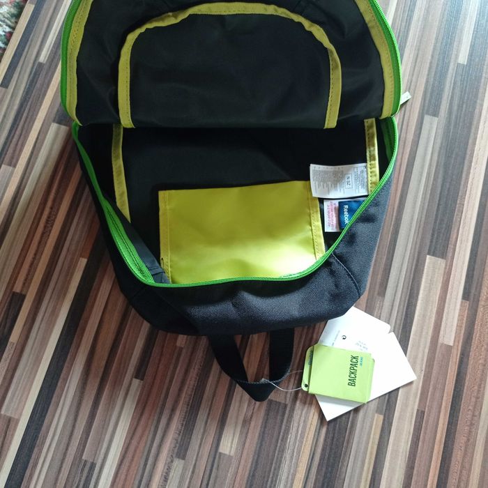 plecak Reebok NOWY czarny mieści A4