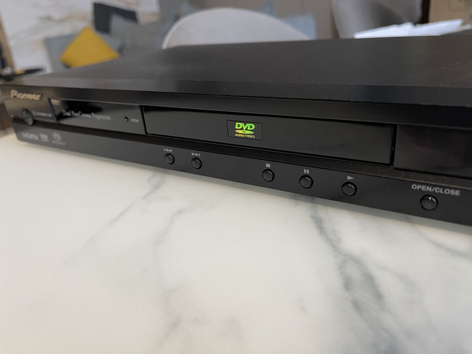 DVD-A/SACD програвач Pioneer DV-696AV з пультом