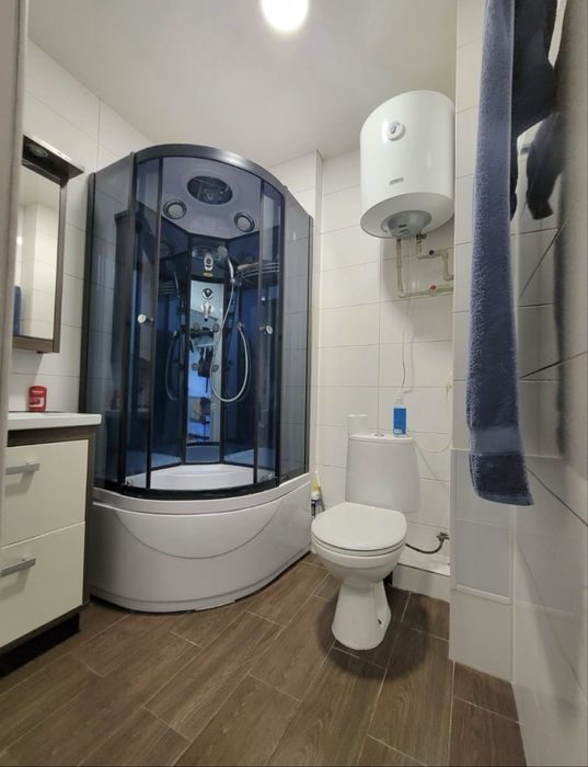 Сдам 1 квартиру на Победе!