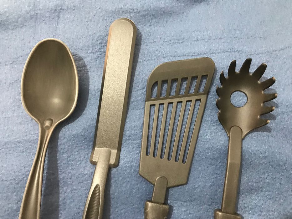 Utensílios de Cozinha pretos