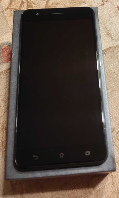 Asus Zenfone 3 zoom - ZE553KL