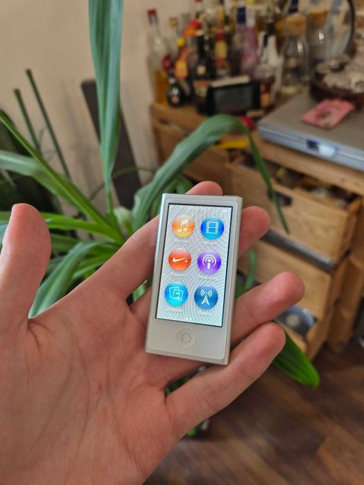 iPod nano 7. generacji 16GB | kabel ładowania | w pełni sprawny
