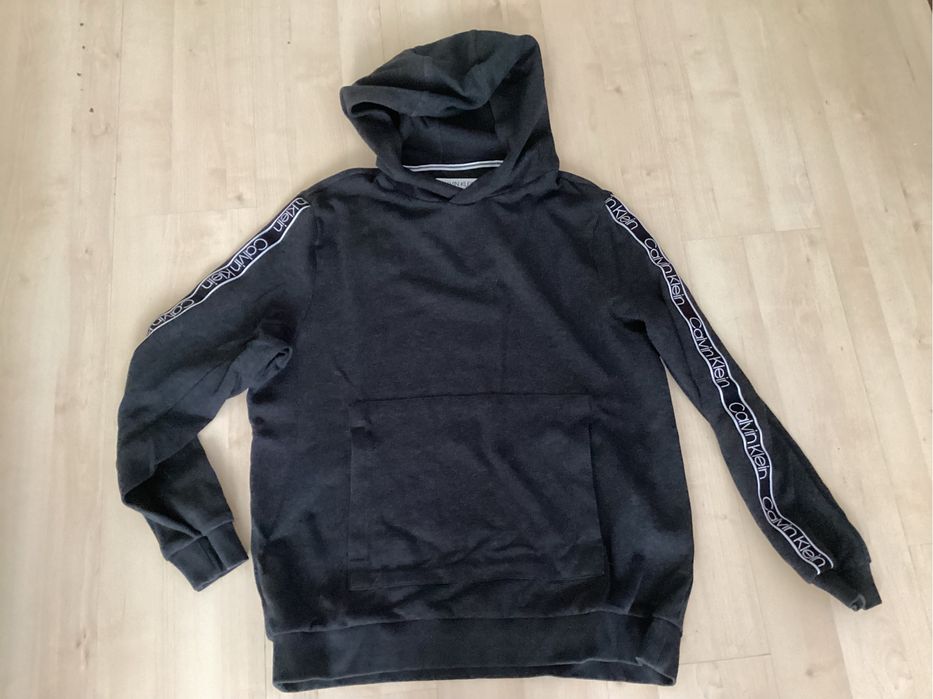 Oryginalna bluza z kapturem Calvin Klein roz L