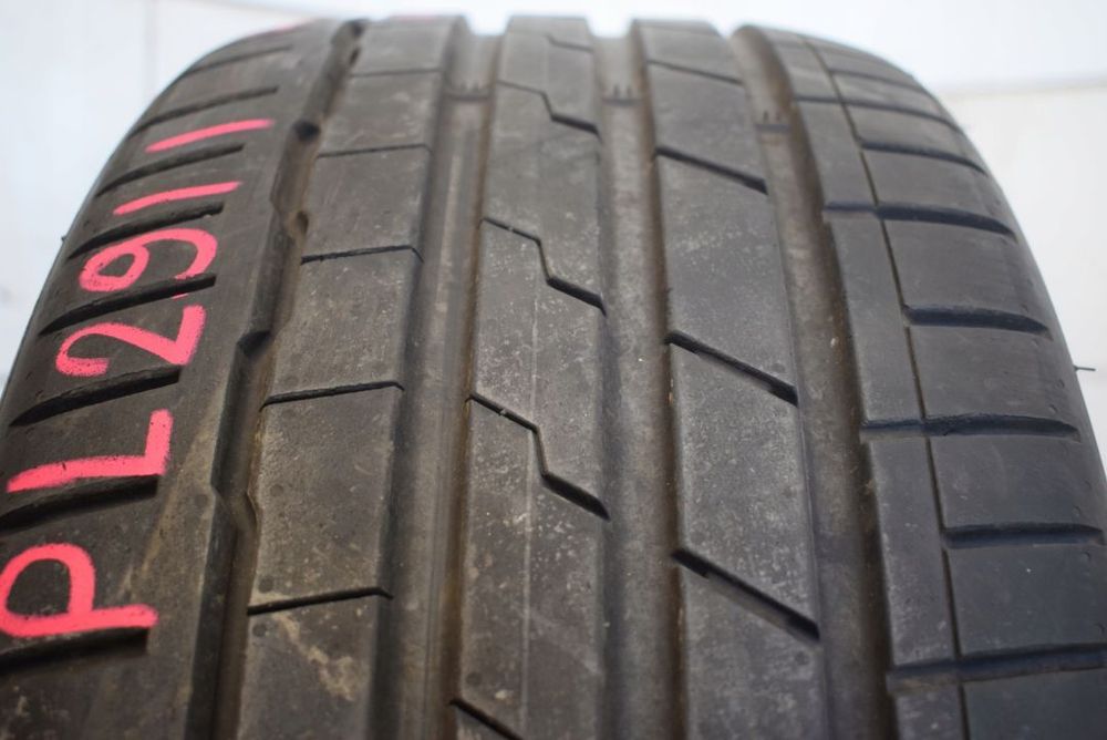 R19 235/40 Hankook Ventus S1 evo 3 Sound Absorber