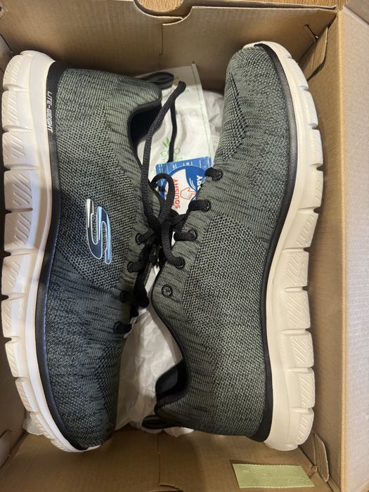 Нові Skechers Track - Front Runner