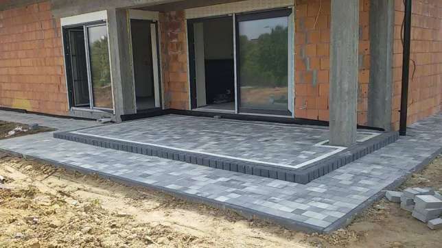 Brukarstwo i ogrodzenia.